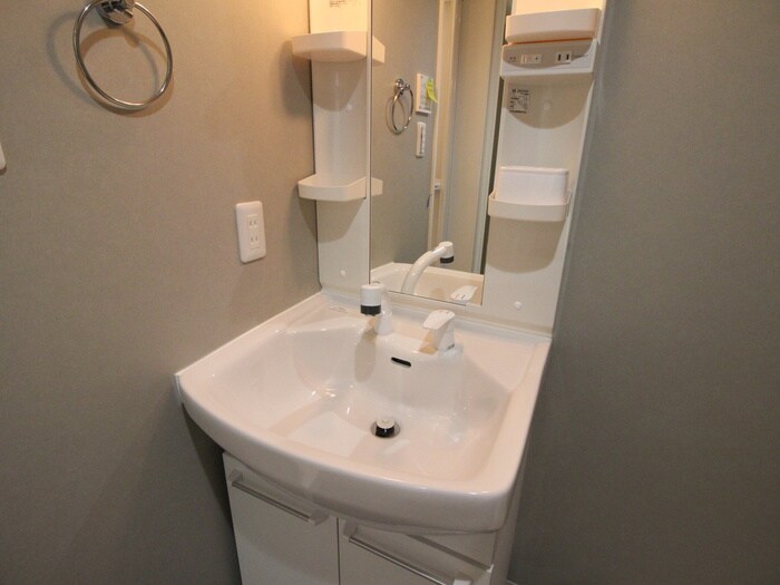 物件内観写真12　(洗面)