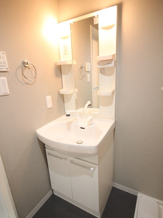 物件内観写真14　(洗面)