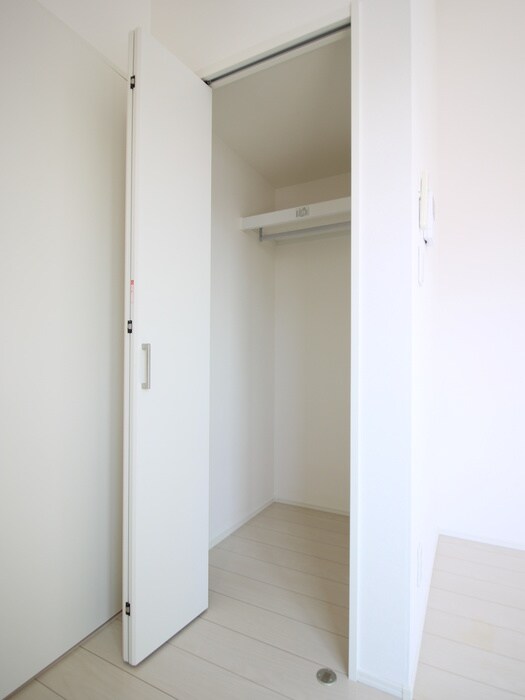 物件内観写真16　(収納)