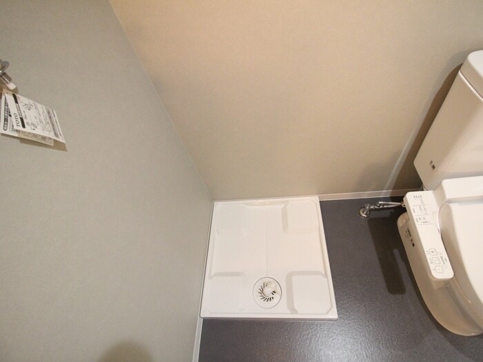 物件内観写真20　(洗濯機置場)