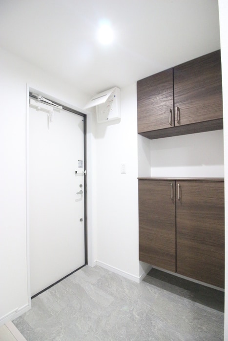 物件内観写真15　(玄関)