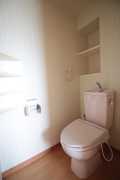 物件内観写真13　(トイレ)