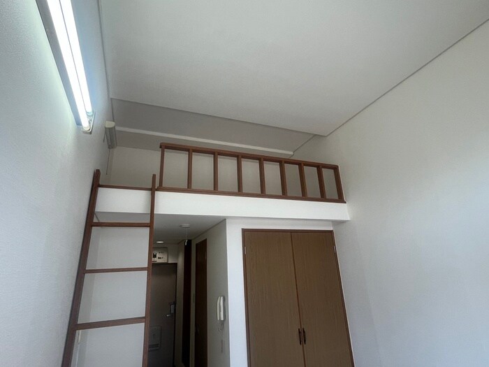 物件内観写真11　(居室)