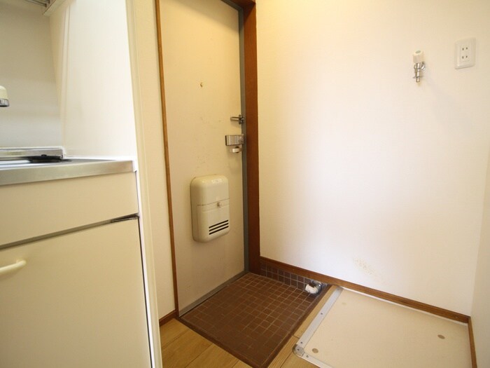 物件内観写真17　(玄関)