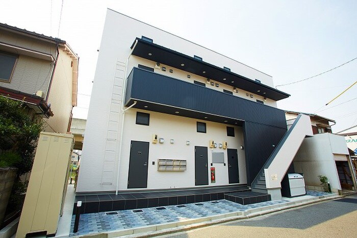 物件外観写真2　(外観写真)