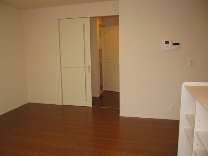 物件内観写真11　(内観写真)