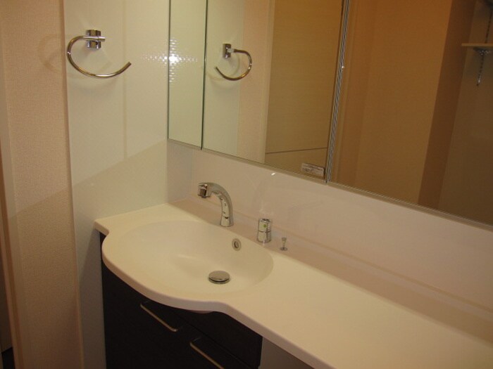 物件内観写真15　(洗面)