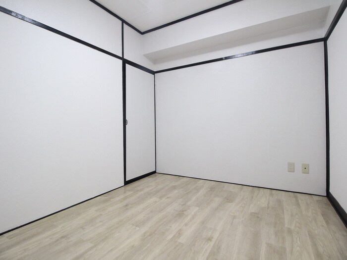 物件内観写真21　(居室)