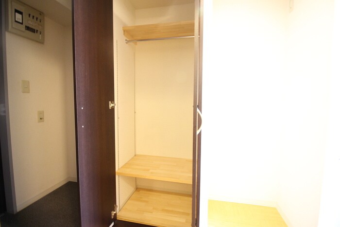 物件内観写真13　(収納)