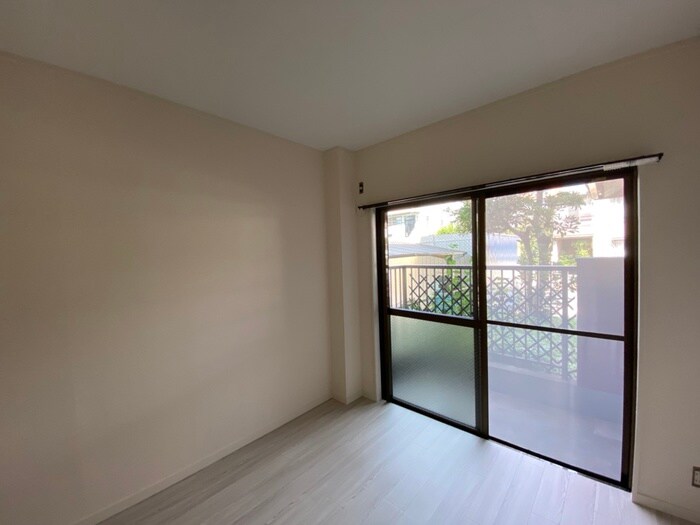 物件内観写真21　(居室)