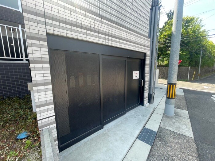 物件外観写真6　(建物設備)