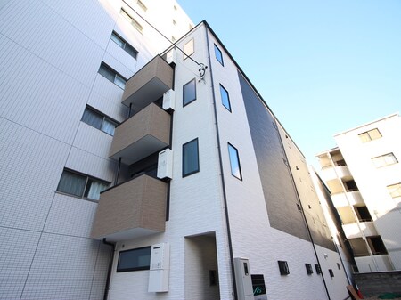 SELENITE平安通駅前外観写真