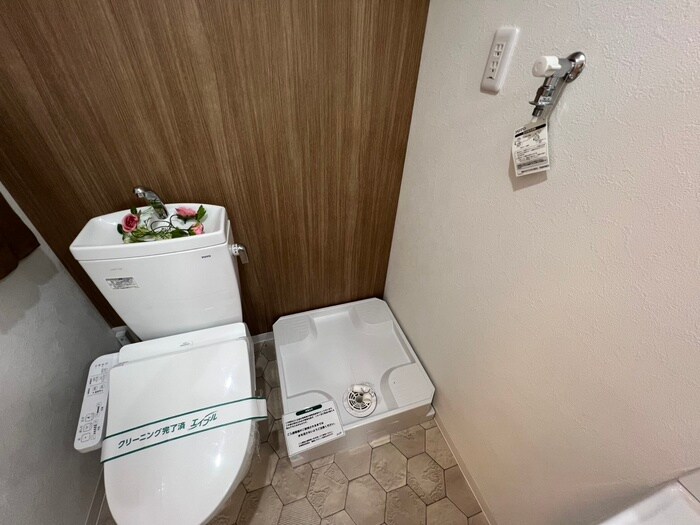 物件内観写真15　(洗濯機置場)