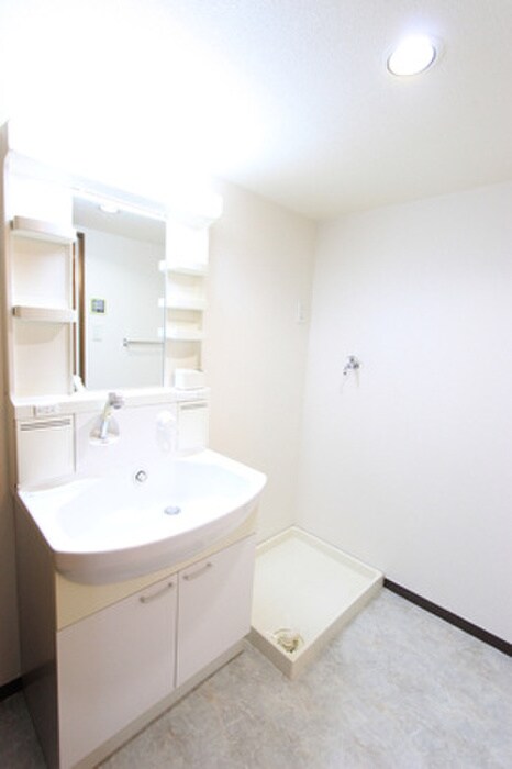 物件内観写真9　(洗面)