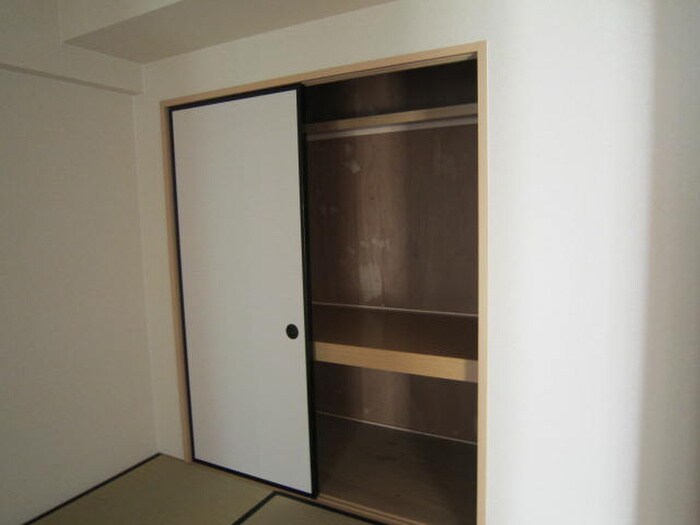物件内観写真22　(収納)