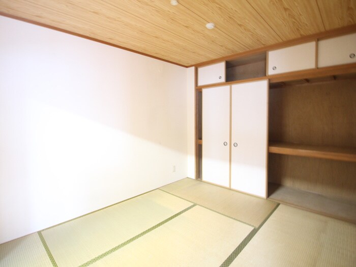 物件内観写真9　(居室)