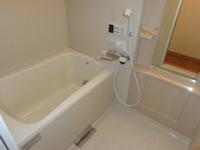 物件内観写真9　(バス／シャワールーム等)