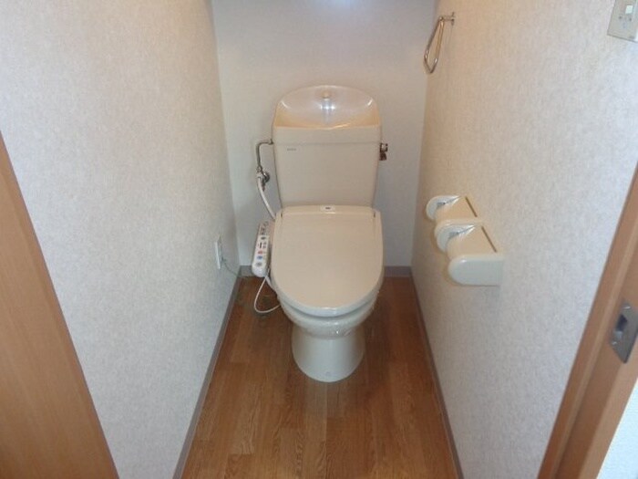 物件内観写真11　(トイレ)