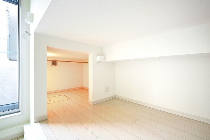 物件内観写真12　(収納)