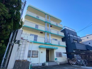 メゾンオサダ外観写真