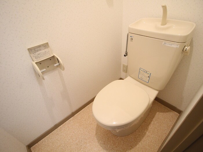 物件内観写真11　(トイレ)