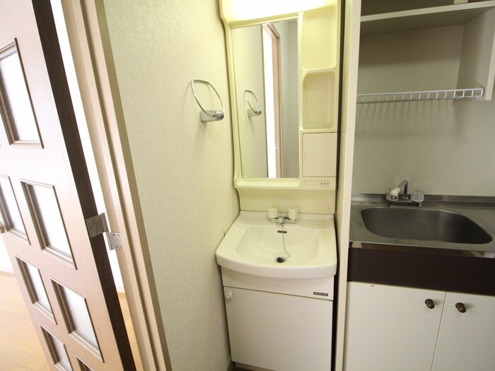 物件内観写真12　(洗面)