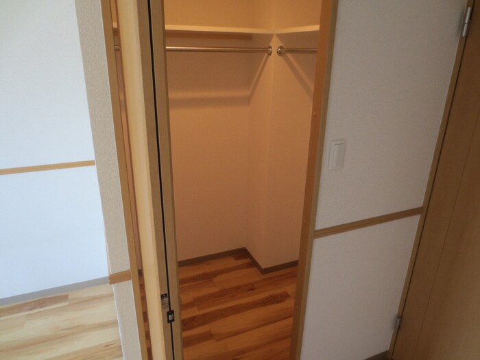 物件内観写真14　(収納)
