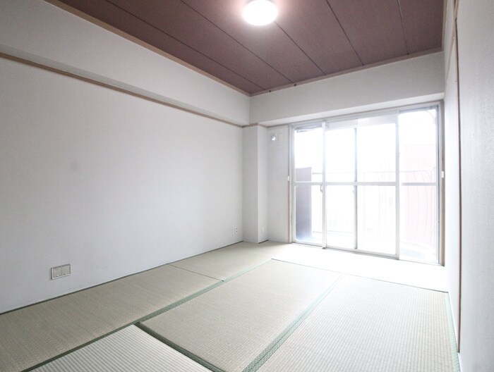 物件内観写真10　(居室)