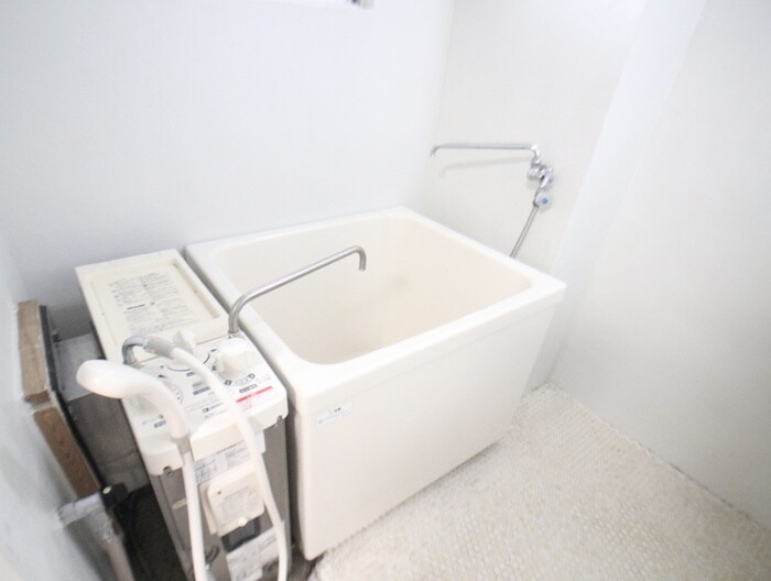 物件内観写真12　(バス／シャワールーム等)