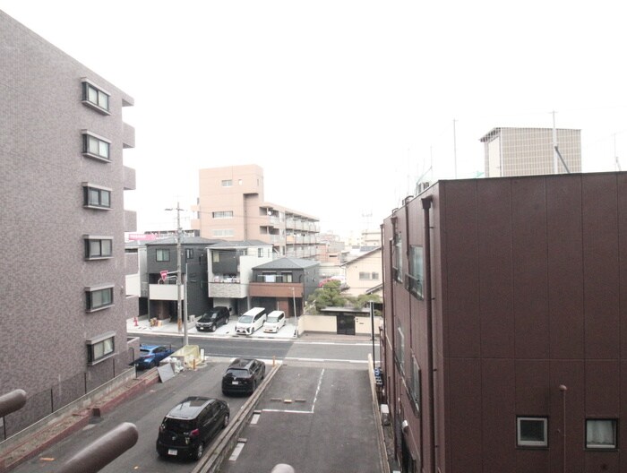 物件内観写真20　(室内からの展望)