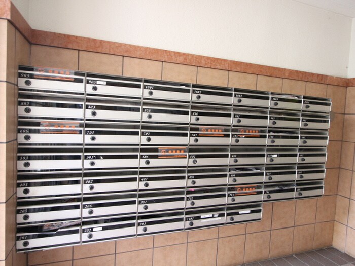 物件外観写真4　(建物設備)