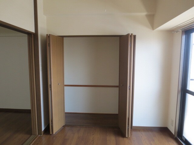 物件内観写真13　(収納)