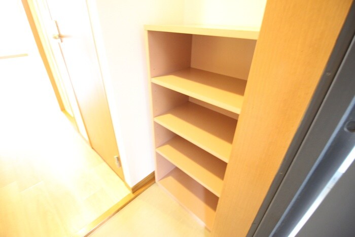 物件内観写真17　(靴箱)