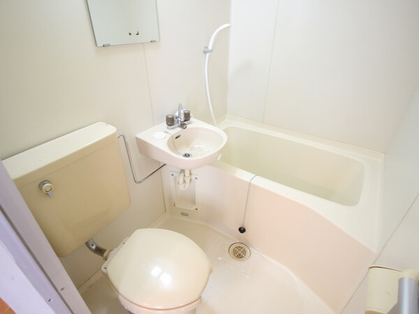 バス／シャワールーム等