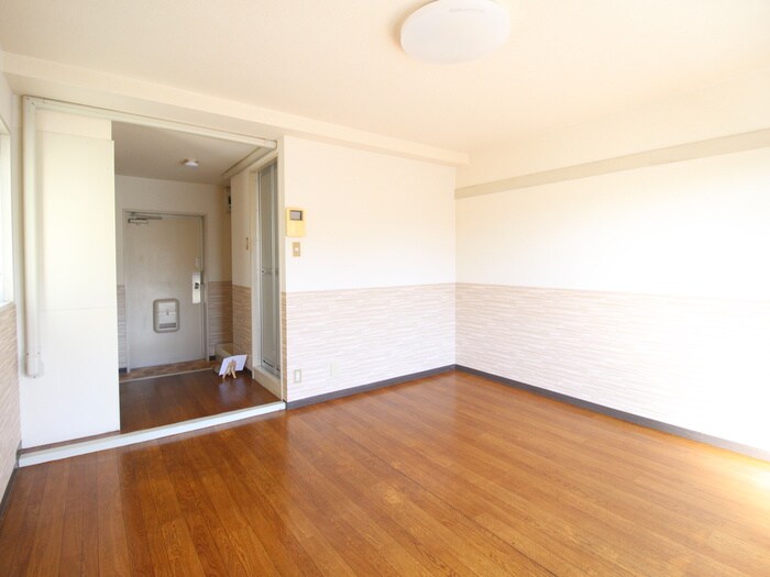 物件内観写真10　(居室)