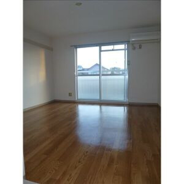 物件内観写真15　(居室)