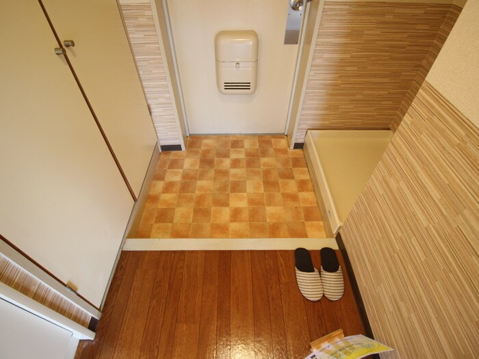 物件内観写真22　(玄関)