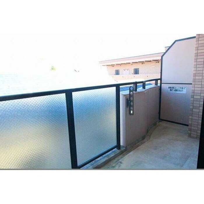 物件内観写真16　(ベランダ・バルコニー)