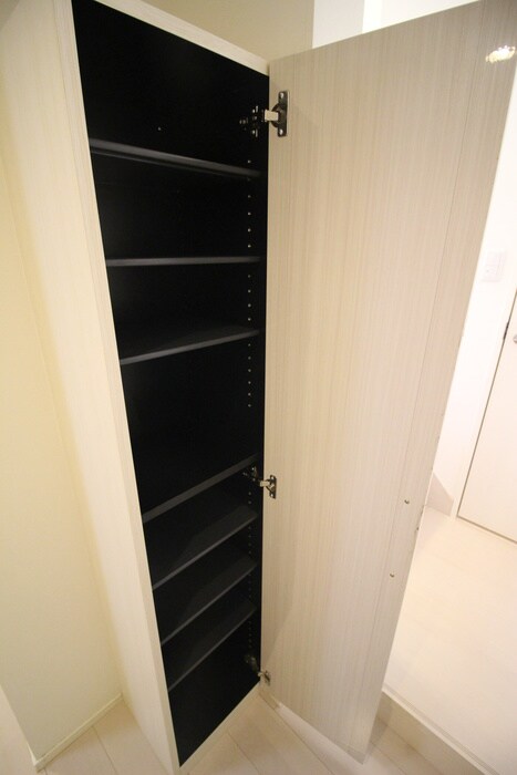 物件内観写真15　(靴箱)