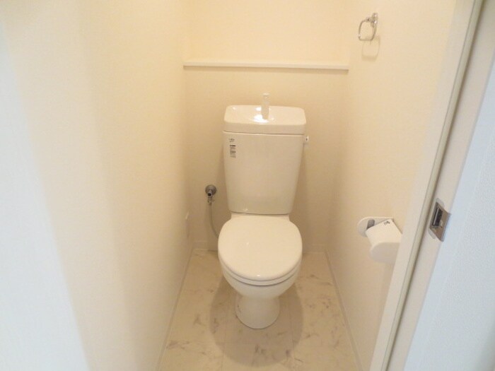 物件内観写真13　(トイレ)