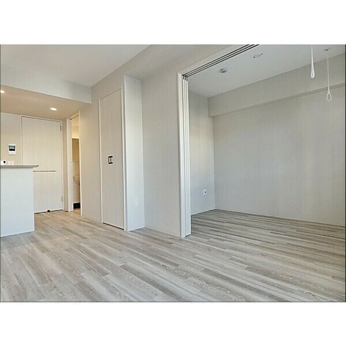 物件内観写真3　(居室)