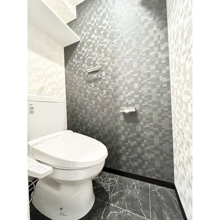 物件内観写真12　(トイレ)