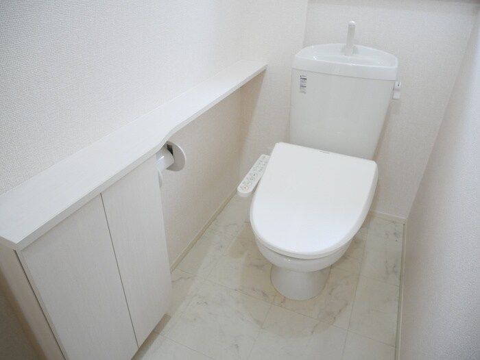 物件内観写真12　(トイレ)