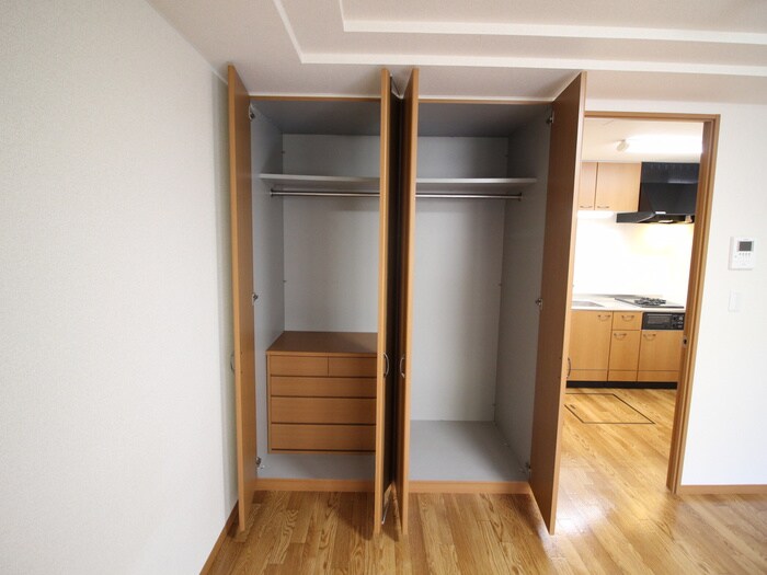 物件内観写真21　(収納)