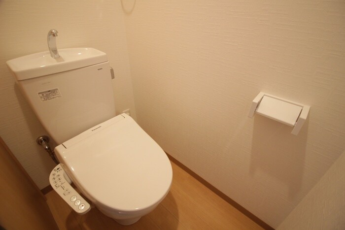 物件内観写真13　(トイレ)