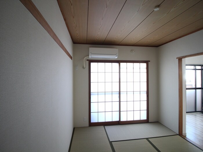 物件内観写真9　(居室)