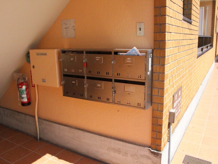 物件外観写真4　(建物設備)