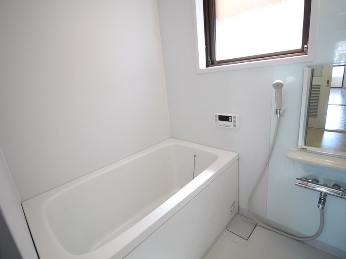 物件内観写真12　(バス／シャワールーム等)