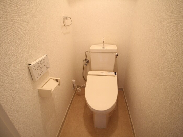 物件内観写真13　(トイレ)