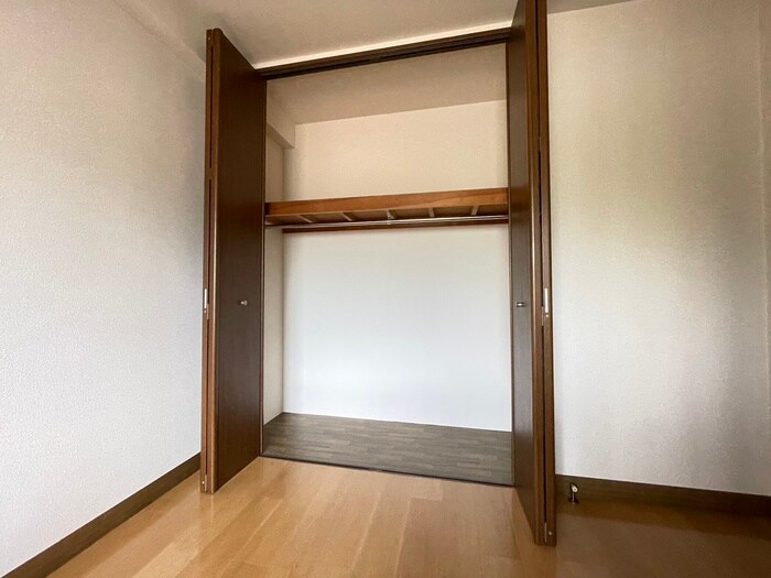 物件内観写真9　(収納)